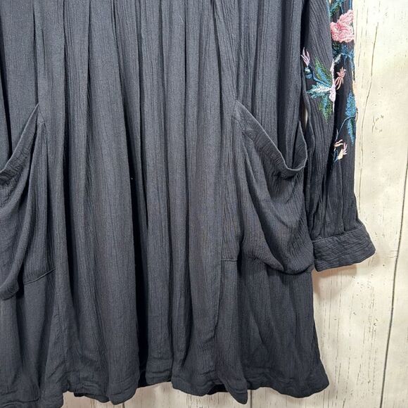 Free People Mia Gauze Floral Embroidered Boho Pockets V Neck Black Mini Dress - Picture 10 of 16